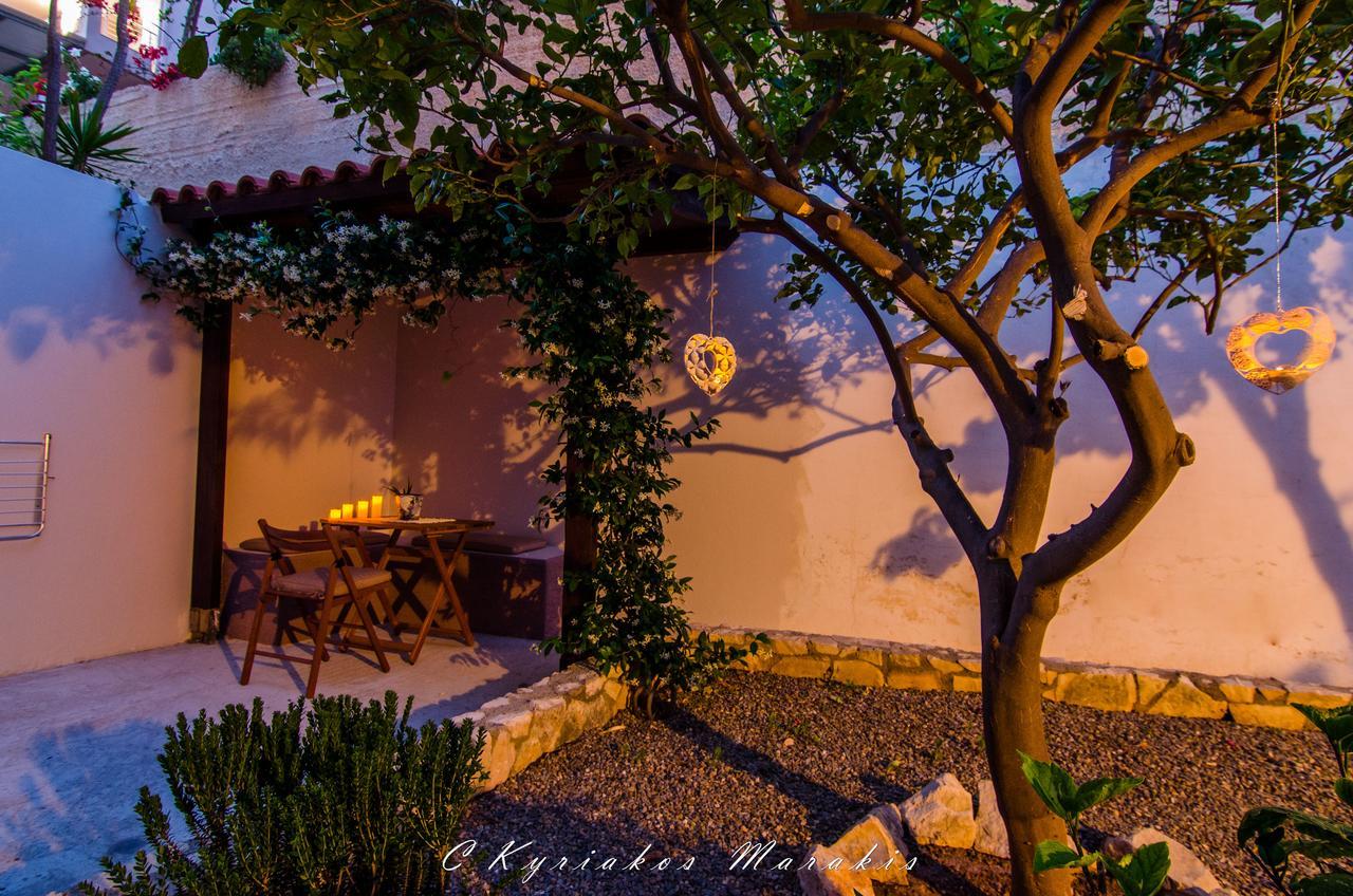 La Casa Del Vitsi Appartement Paleochora Buitenkant foto