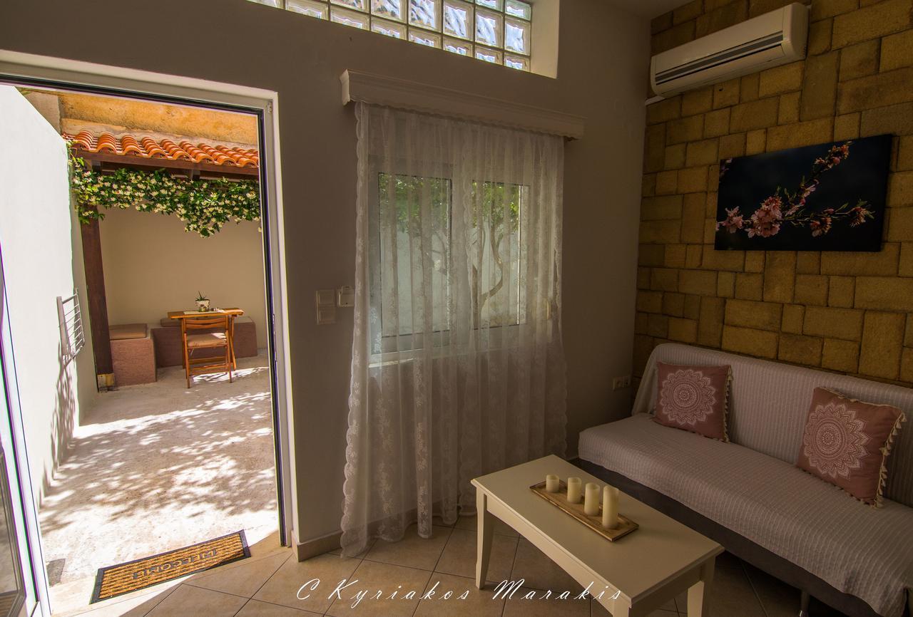 La Casa Del Vitsi Appartement Paleochora Buitenkant foto